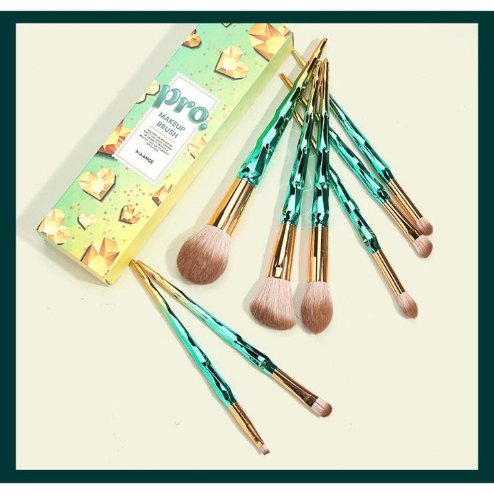 8pcs Pro Gold Makeup Brushes Set – Soft Synthetic Hair Brushes