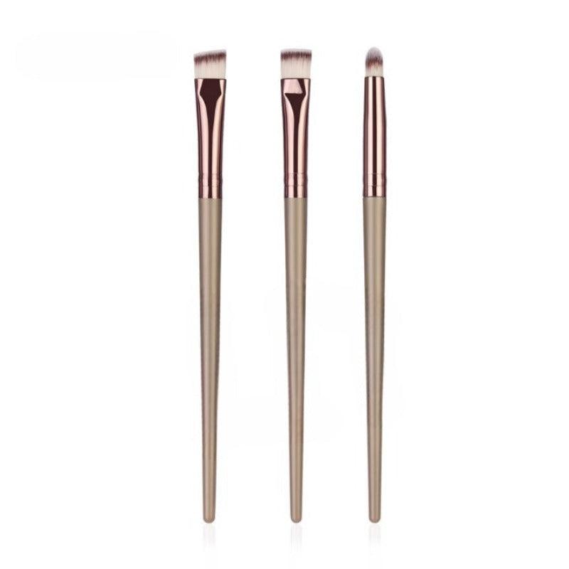 Makeup Brush Set – Achieve a Makeup Finish with Professional Precision