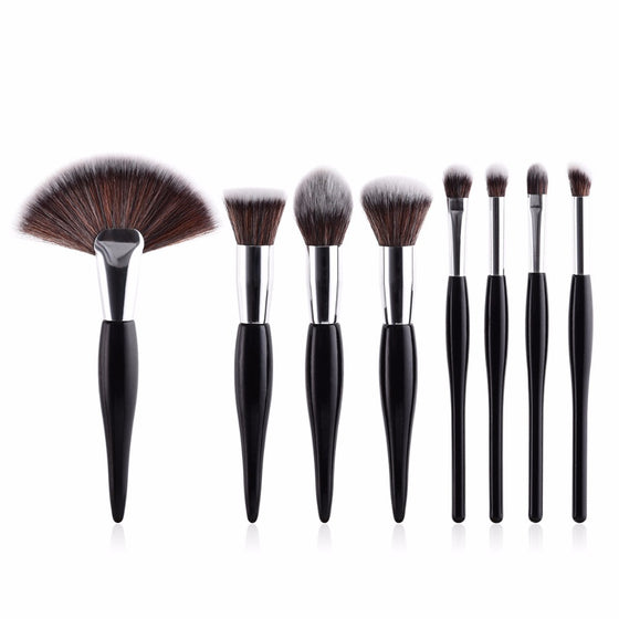 8 Piece All Day Glam Brush Set