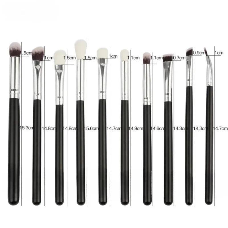 3 Pcs Fan Makeup Brushes – The Perfect Set For Flawless Blending