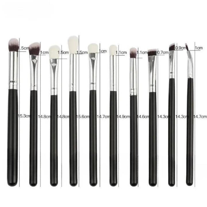 3 Pcs Fan Makeup Brushes – The Perfect Set For Flawless Blending