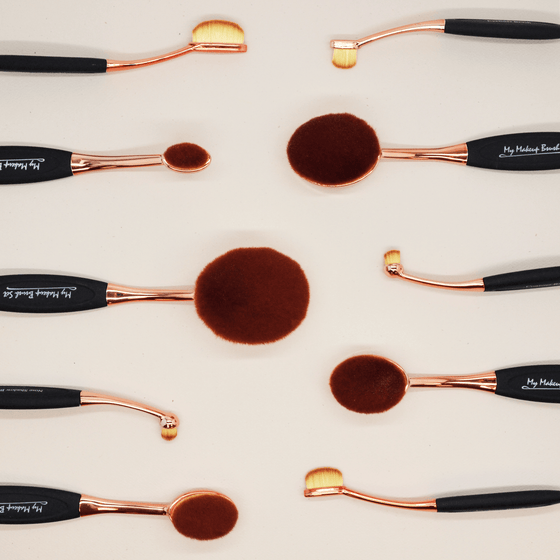 10 Piece Black and Gold Oval Brush Set